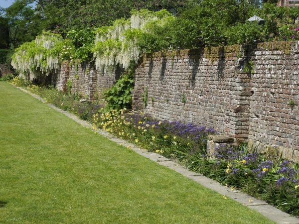 Rock Wall Installation in Dunedin